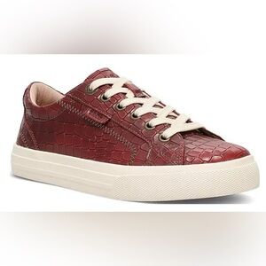 TAOS Plim Soul Lux Croc Embossed Leather Sneakers, Size 6.5